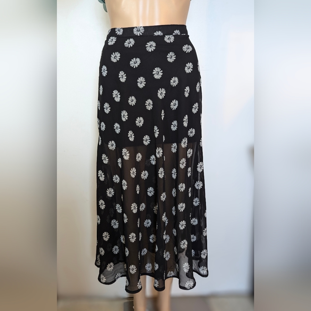 Woman's Skirt